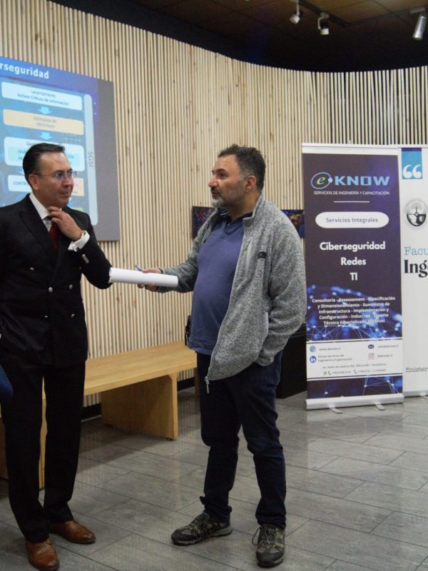 Eknow y safetica en universidad finisterra